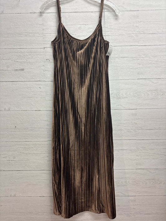Size M American Eagle Brown Dress