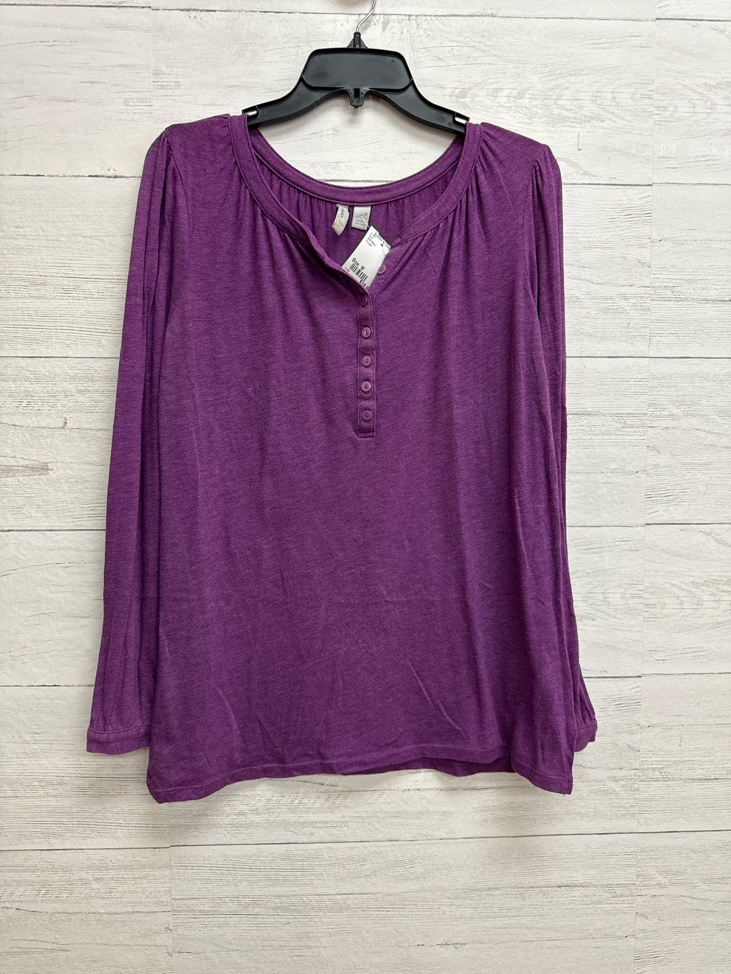 Size M Old Navy Purple Shirt