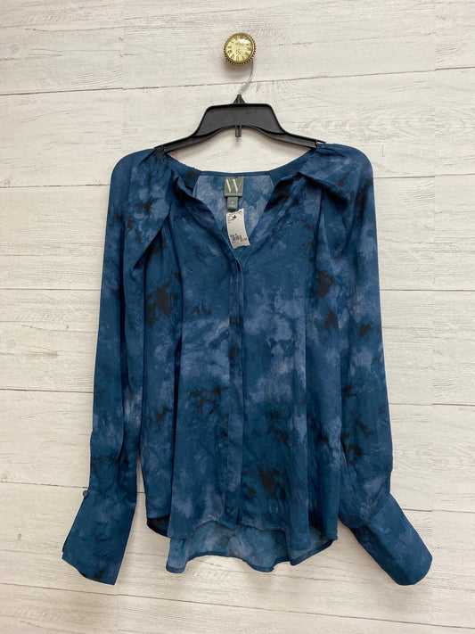 Size M Worthington Blue Shirt