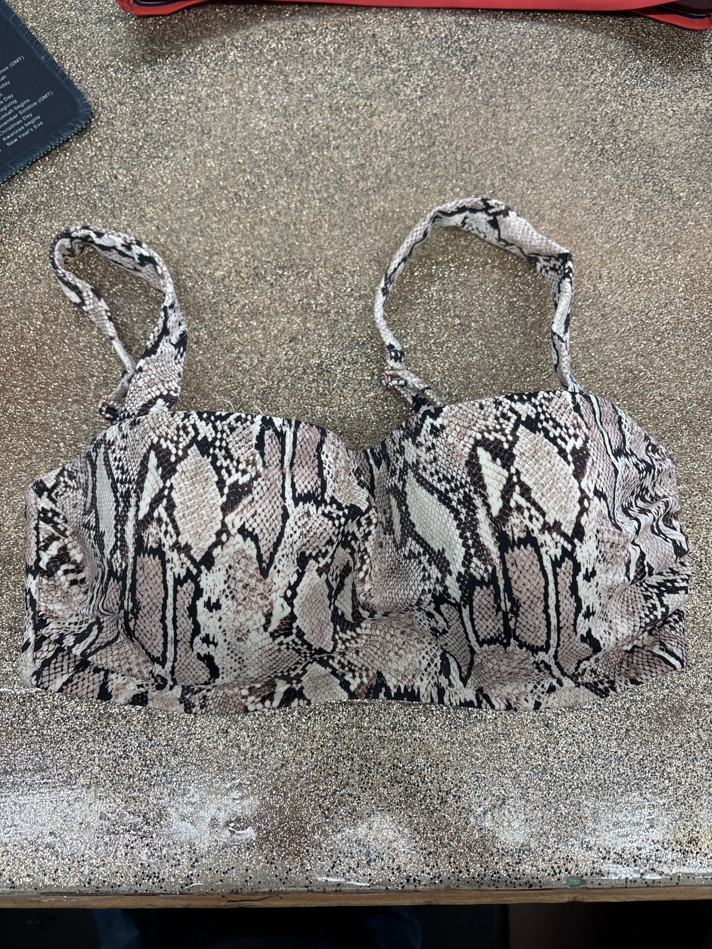 Size 32D Shade & Shore Tan Swimsuit