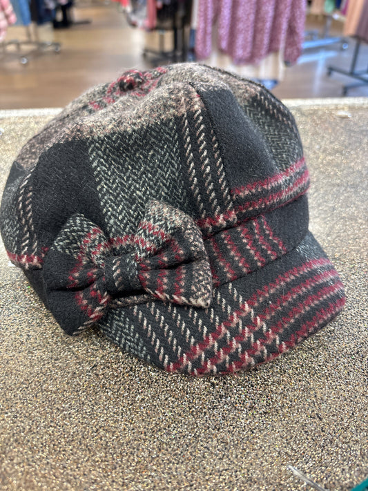 Size One Size upcycle Black/Pink Hat