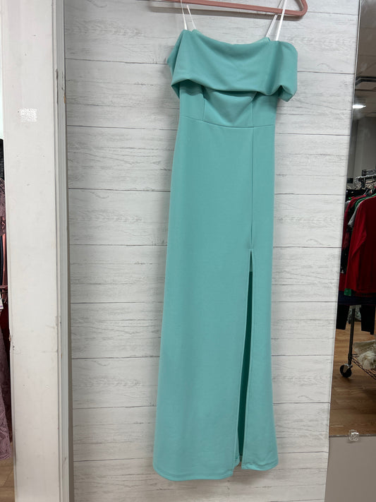 Size 3/4 Windsor Aqua Gown