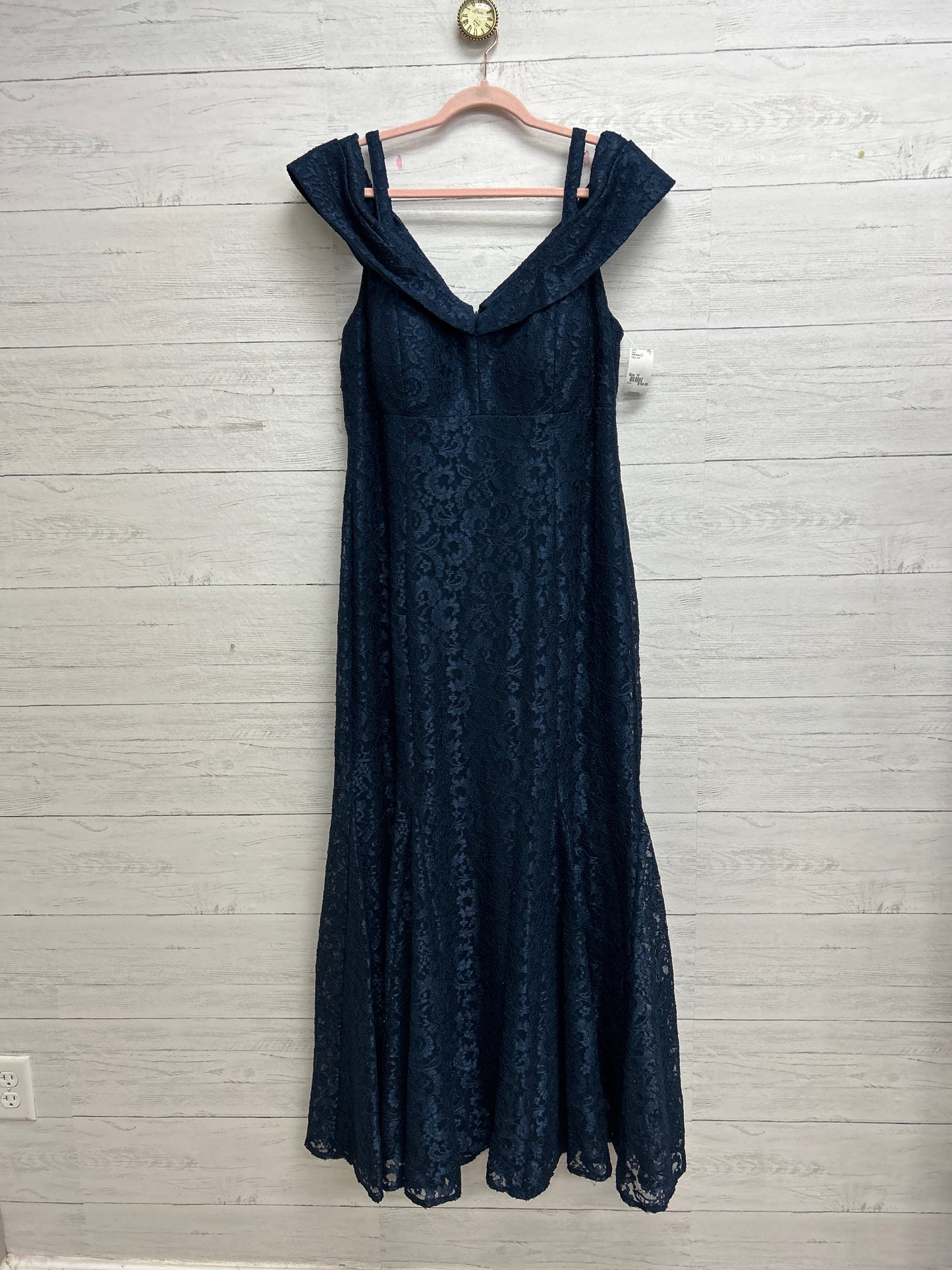 Size 14 R&M Richards Navy Gown