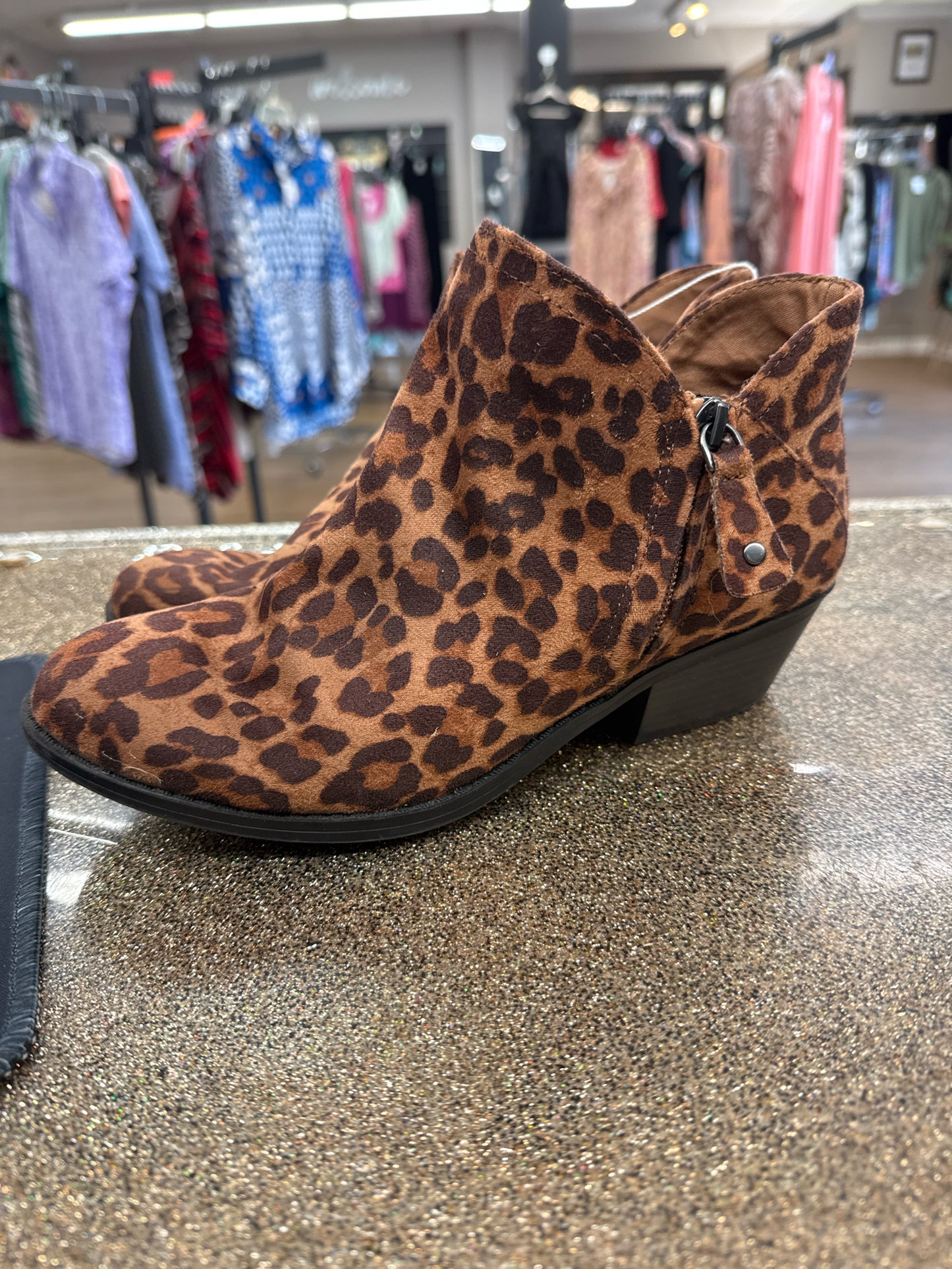 6.5 SO ANIMAL PRINT Shoe