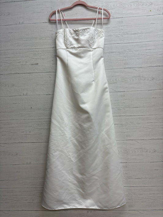 Size 4 Scott McClintock White Gown