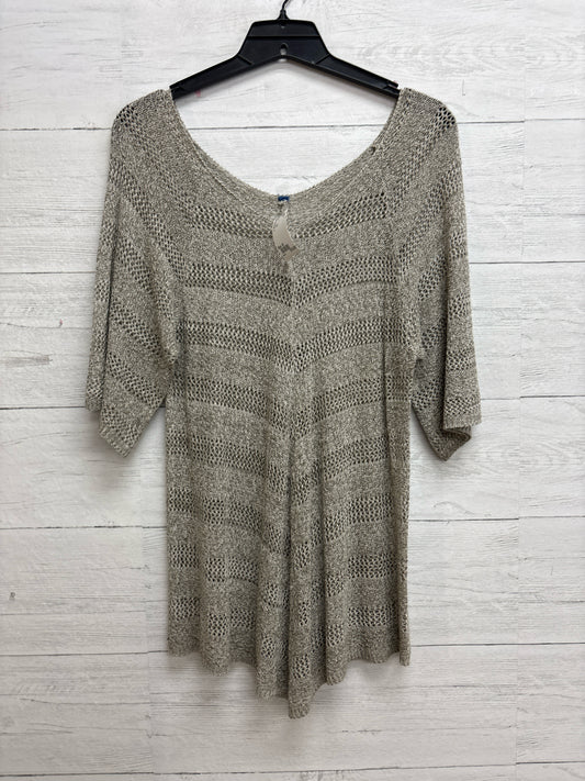 Size M Falls Creek Tan Sweater