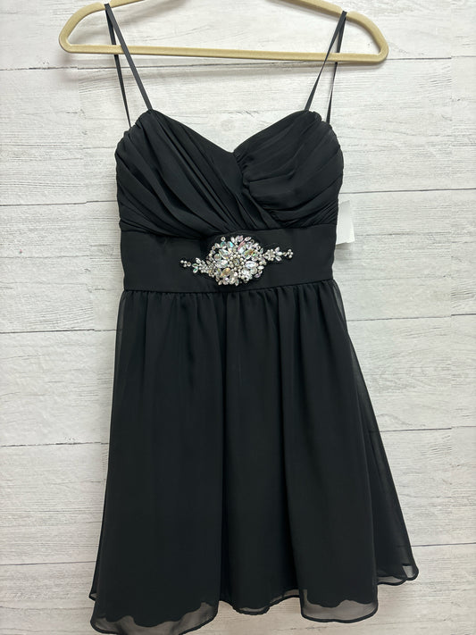 Size 5 B Smart Black Gown