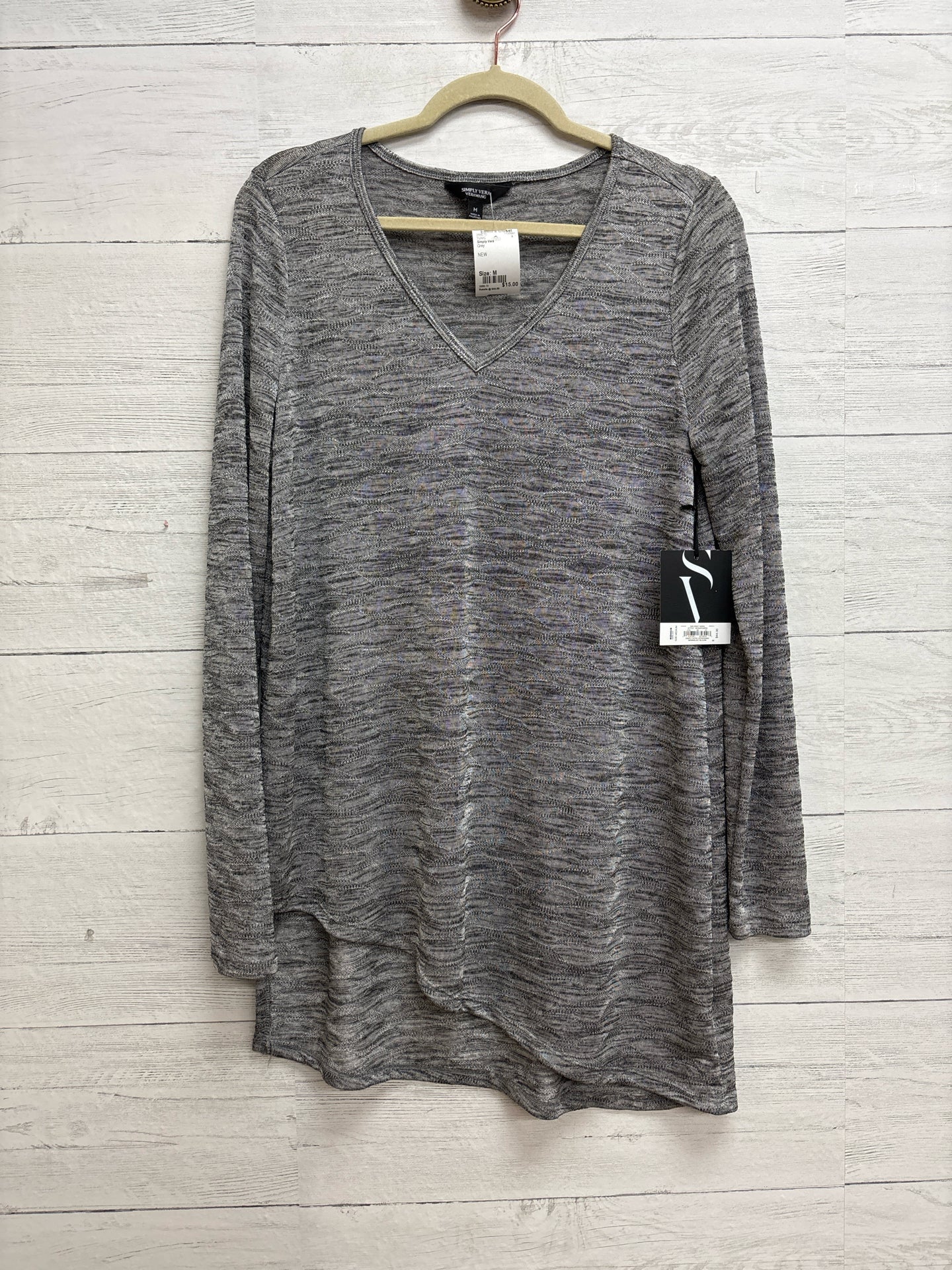 Size M Simply Vera Grey TUNIC