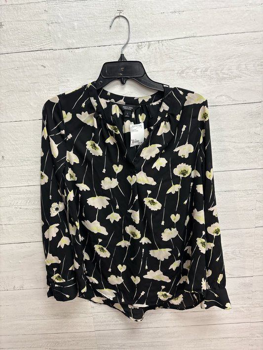 Size S Simply Vera BLACK FLORAL Shirt