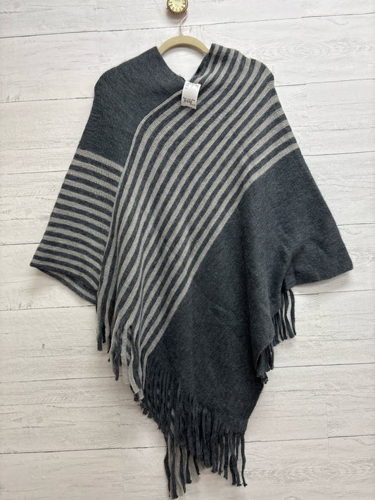 Size One Size Grey SHAWL