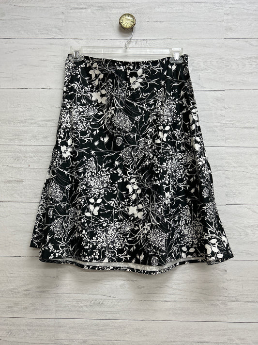 Size 10 Villager Black/White Skirt