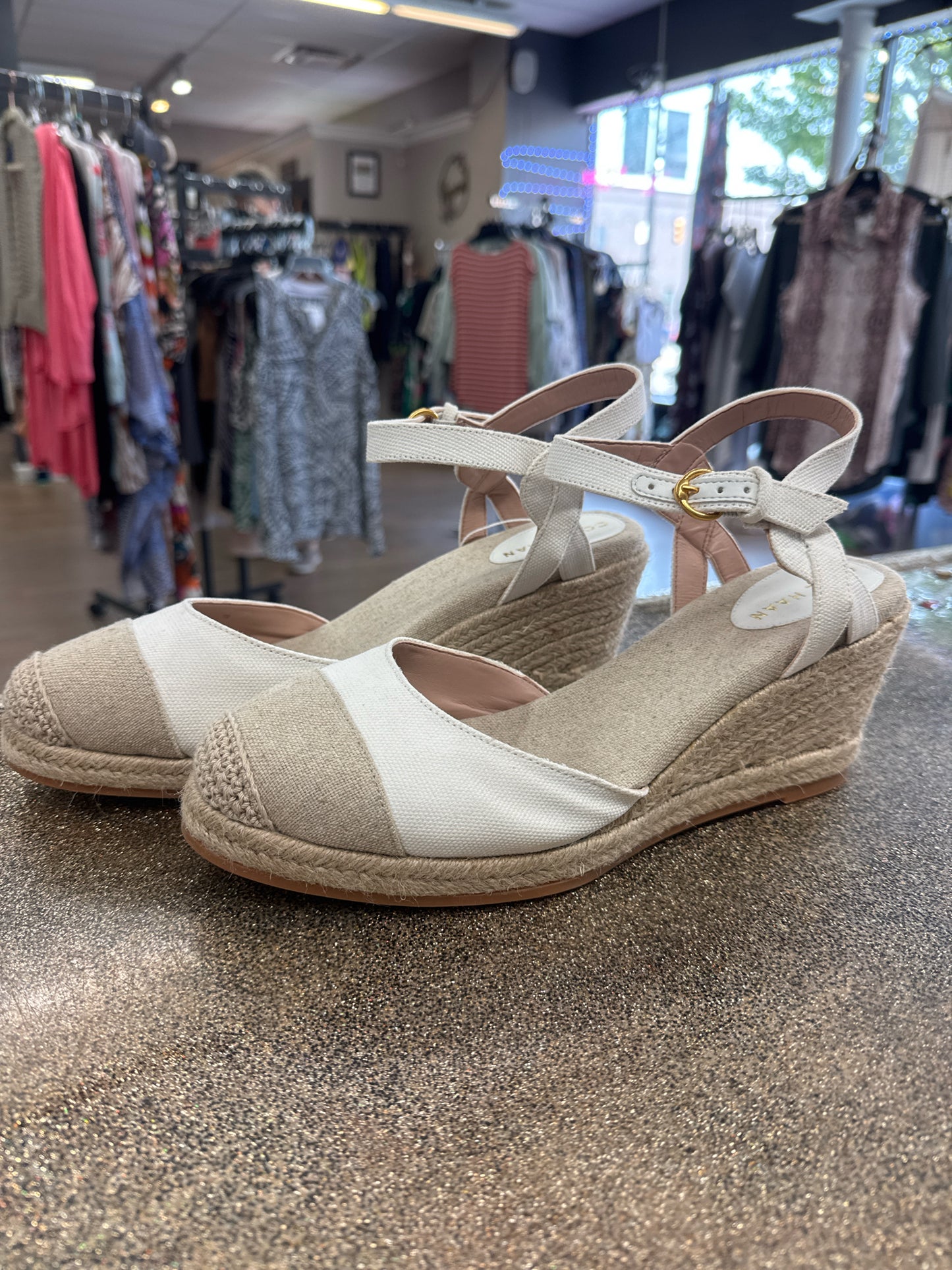 11 Cole Haan Beige Sandals