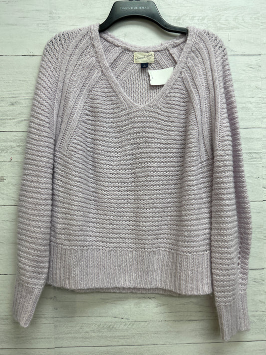 Size XS Universal Threads Lavender Sweater