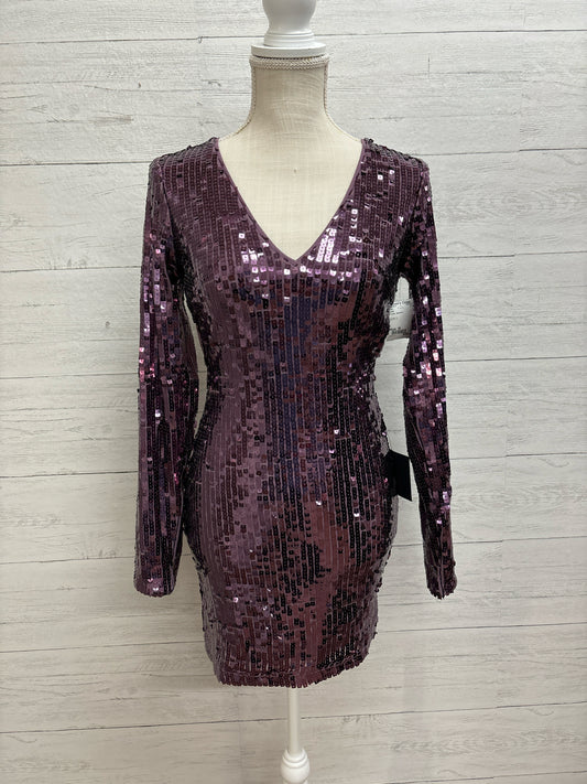 Size M Lulus Purple Gown