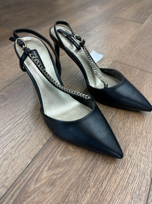 8.5 Nine West Black Shoe