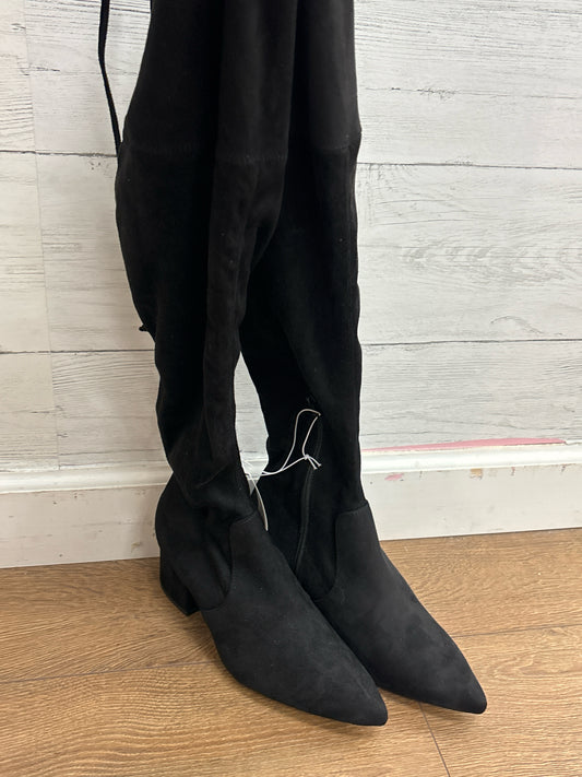 8.5 a new day Black Boots