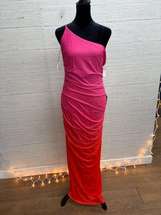 Size M Lulus Pink/Orange Gown/Evening Wear