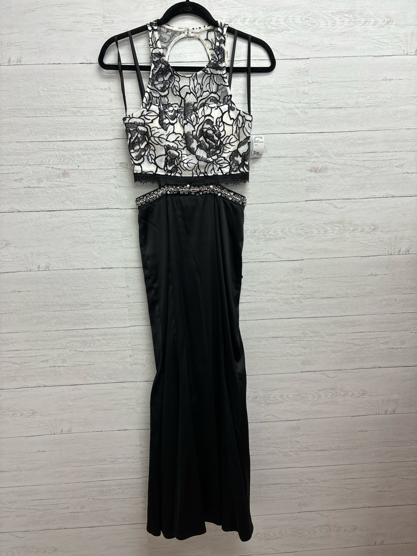 Size 1 Sequin Hearts Black/White Gown