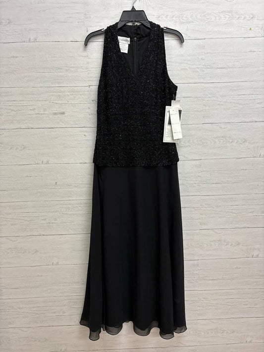 Size 6 Chadwicks Black Gown/Evening Wear