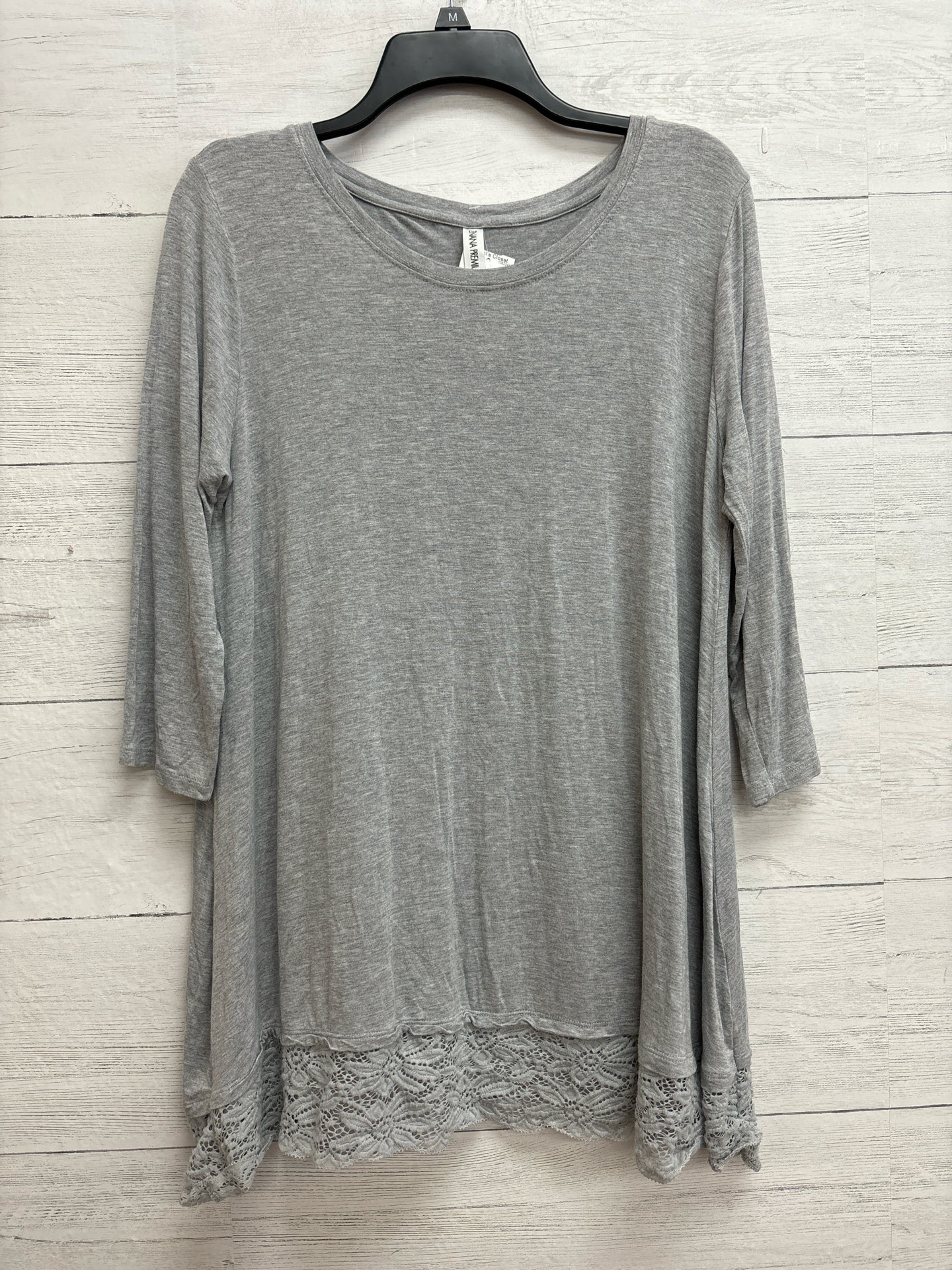 Size L Zenana Gray Shirt