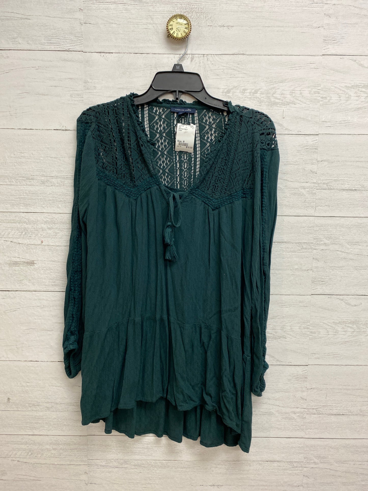 Size M American Eagle Green Shirt