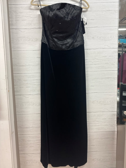 Size 10 Caliendo Black Gown