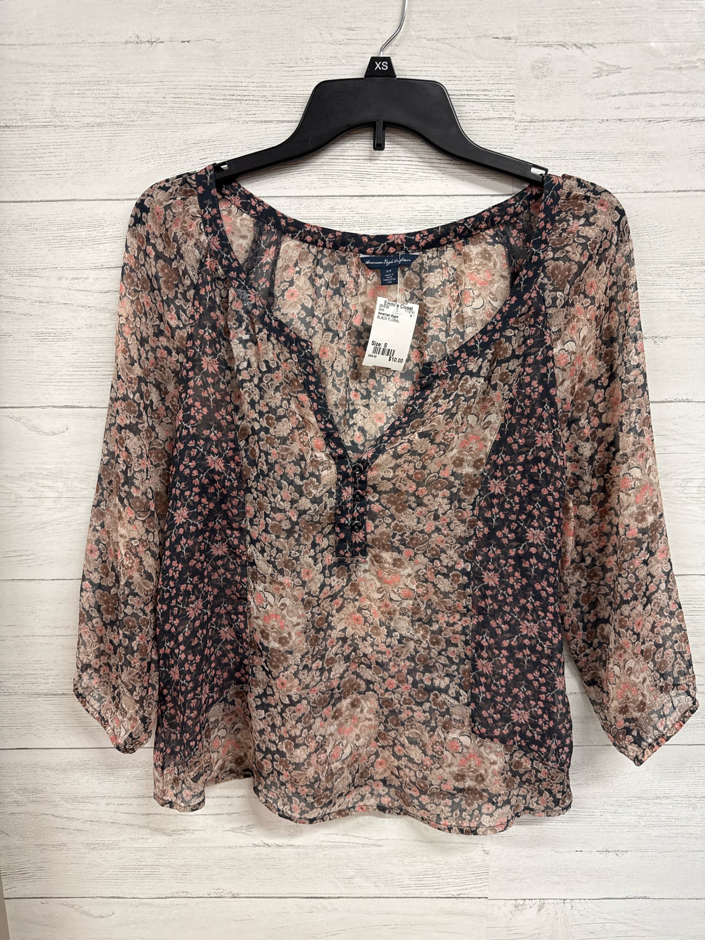 Size S American Eagle BLACK FLORAL Shirt