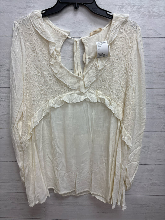 Size 1X Oddy Off White Womens Shirt