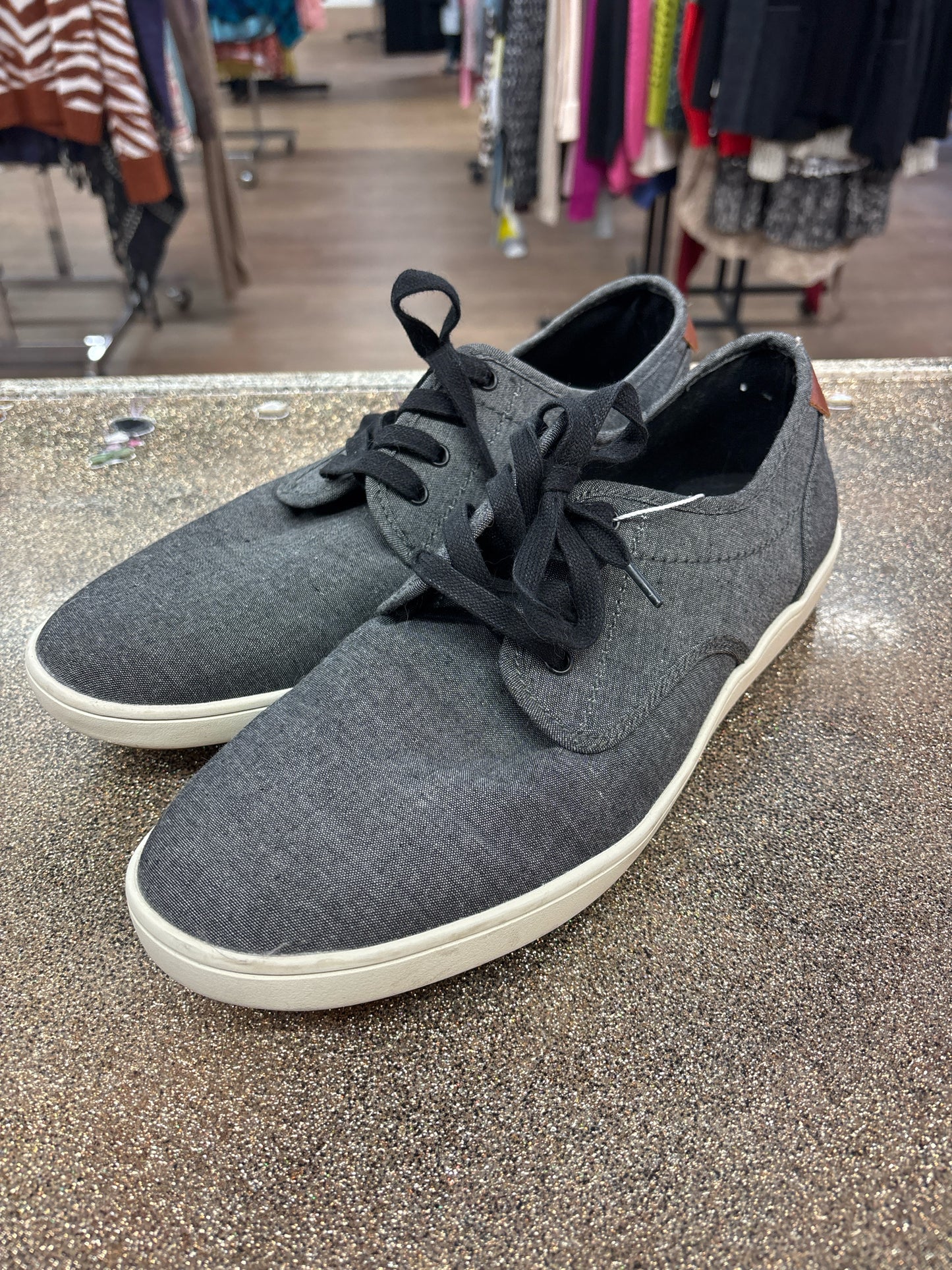 11.5 Steve Madden Grey Mens Shoe