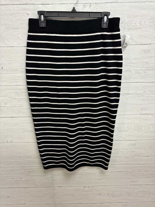 Size L N/A Black/White Skirt
