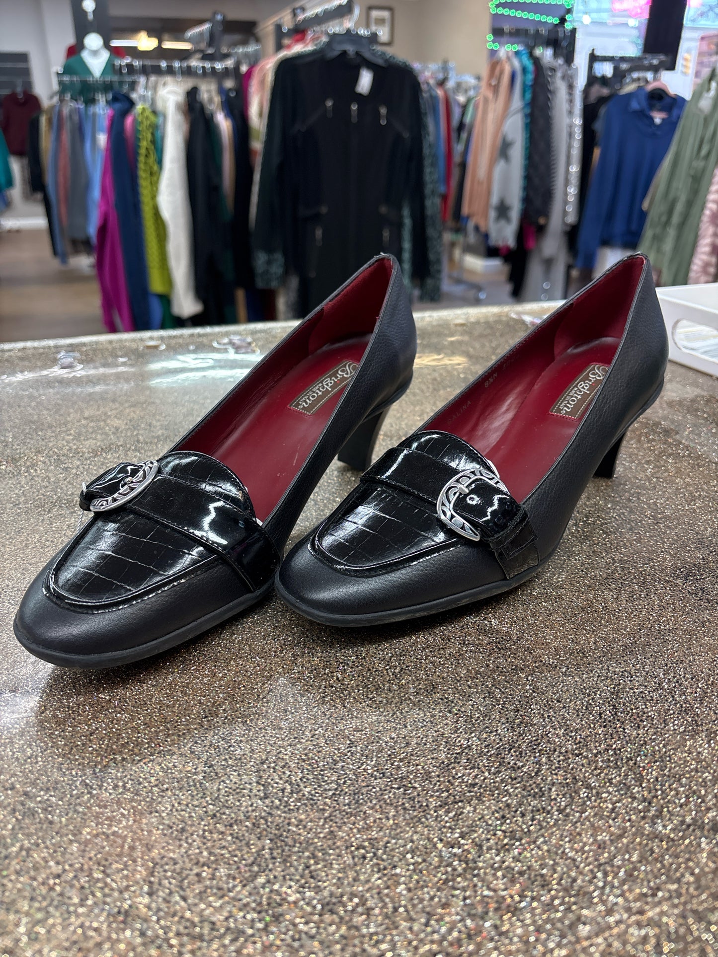 8.5 Brighton Black Womens Shoe