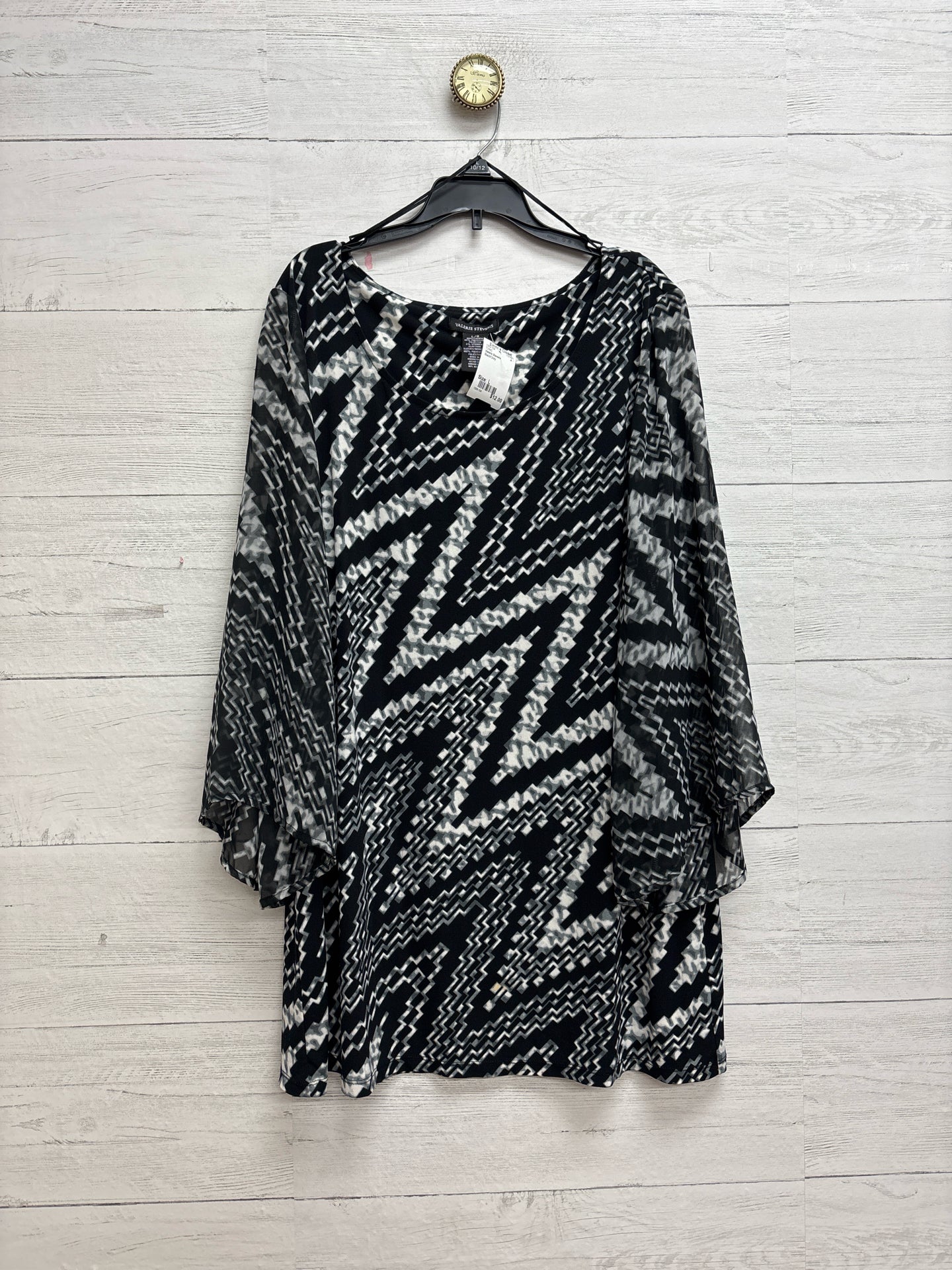 Size L Valerie Stevens Black/Grey TUNIC