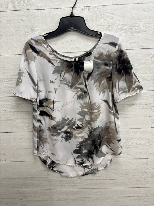 Size S APT9 Womens Shirt