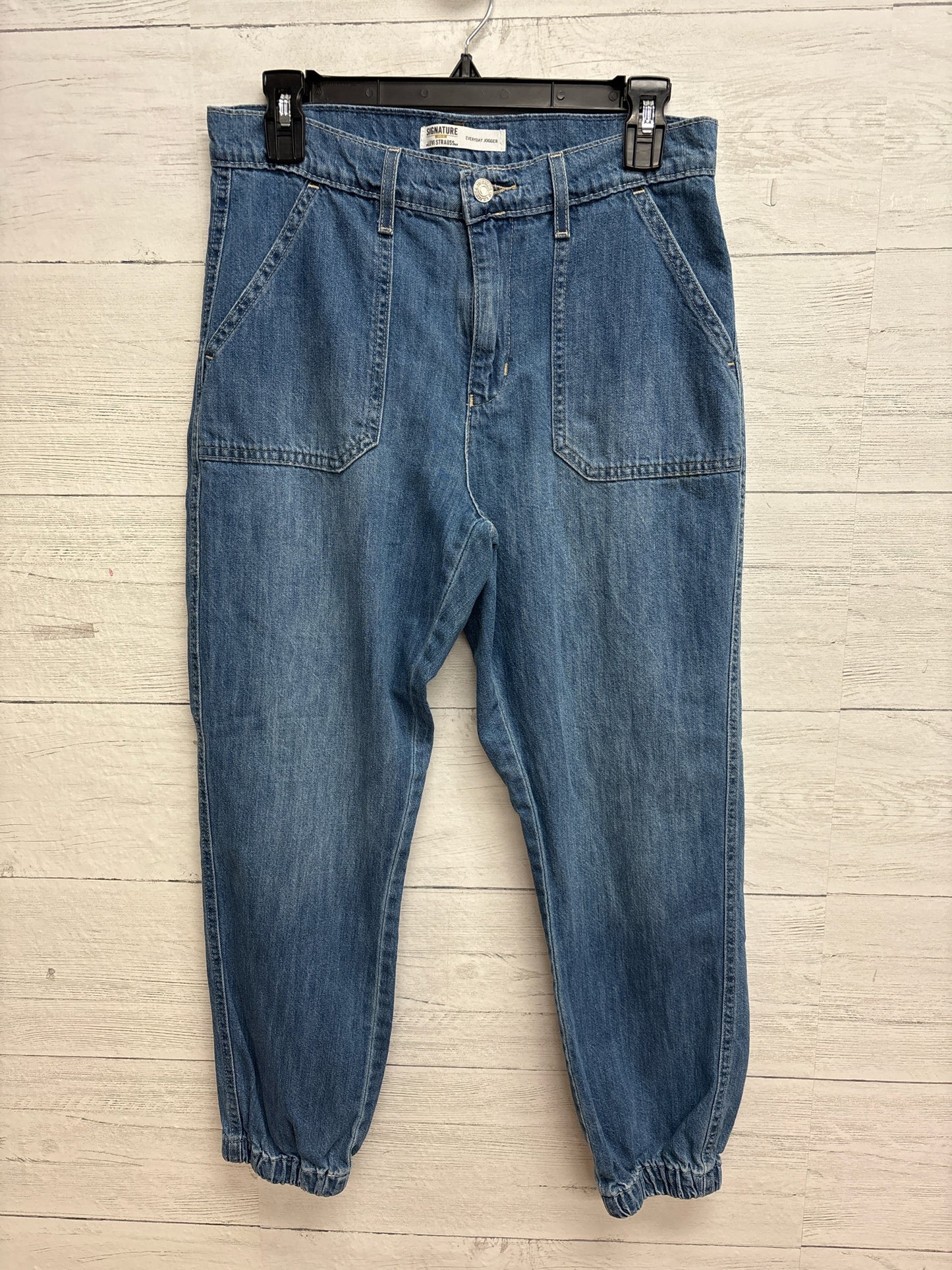 Size 4 Levi's Denim Pants