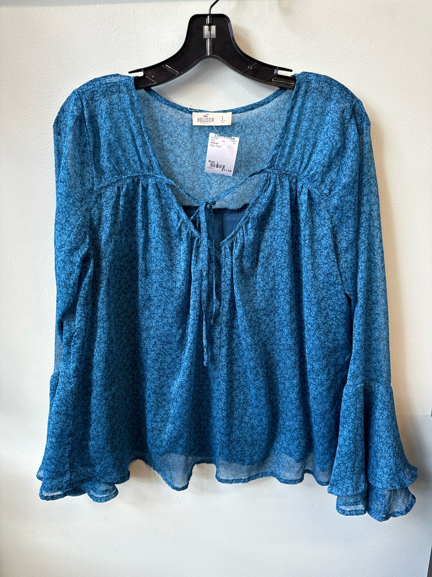 Size L Hollister Blue Shirt