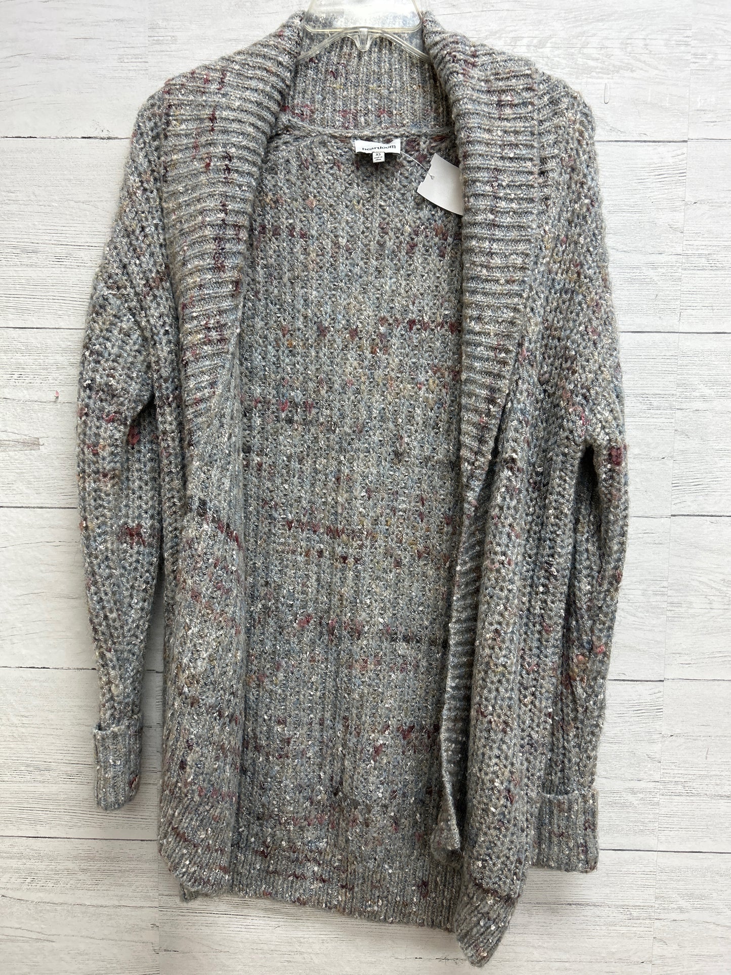 Size XS HEARTLOOM Gray Cardigan