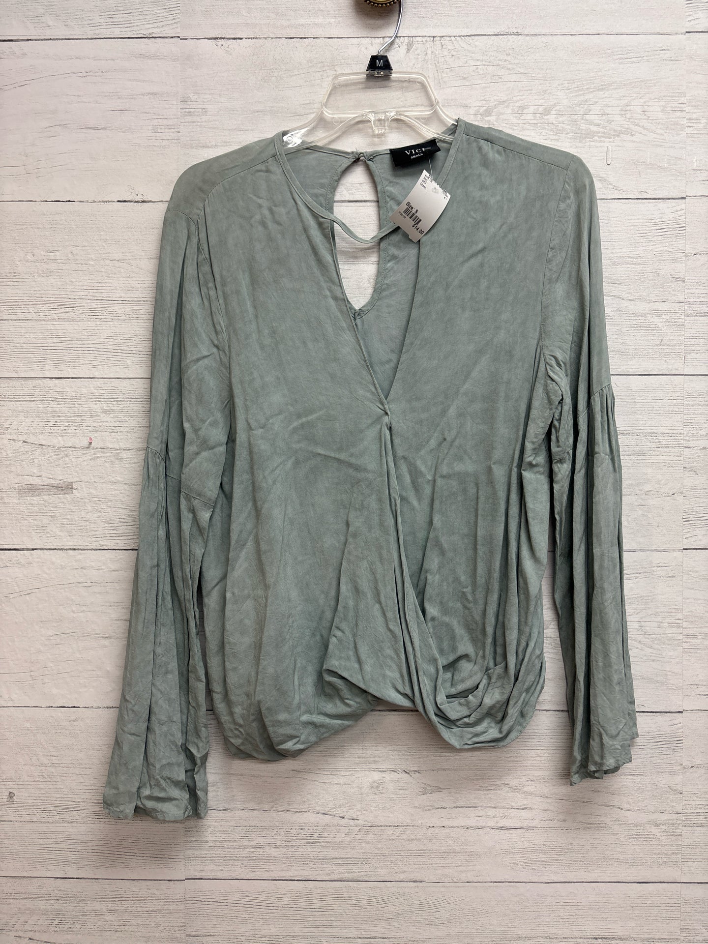 Size S VICI Green Shirt