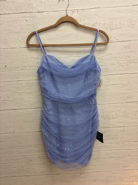 Size M Lulus Light Purple Gown/Evening Wear