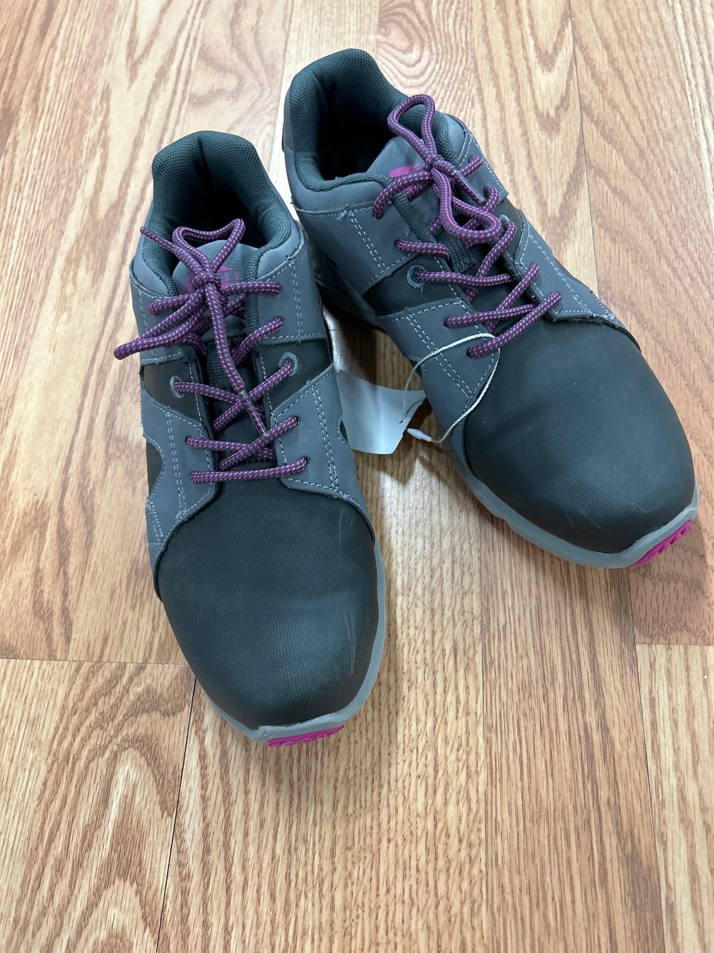 8.5 Merrell gray/purple Shoe