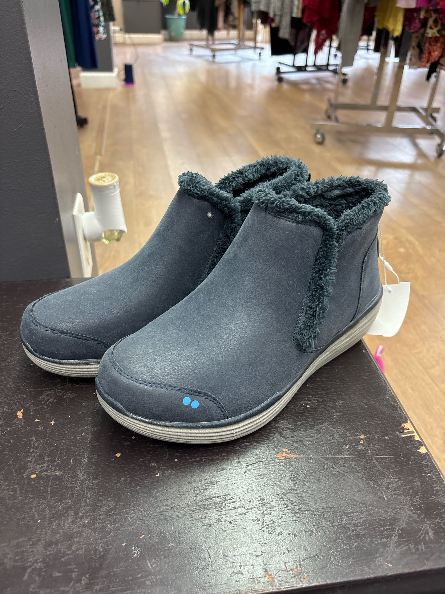 8 ryka Blue Woomens Shoe