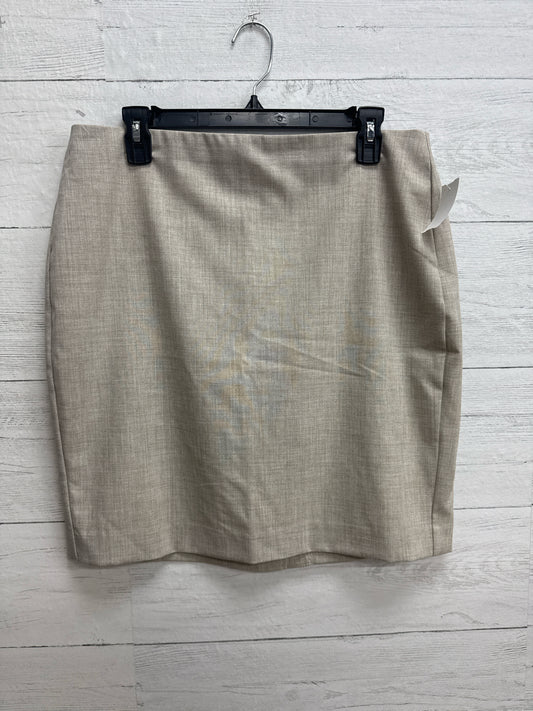 Size 10 Banana Republic Tan Skirt