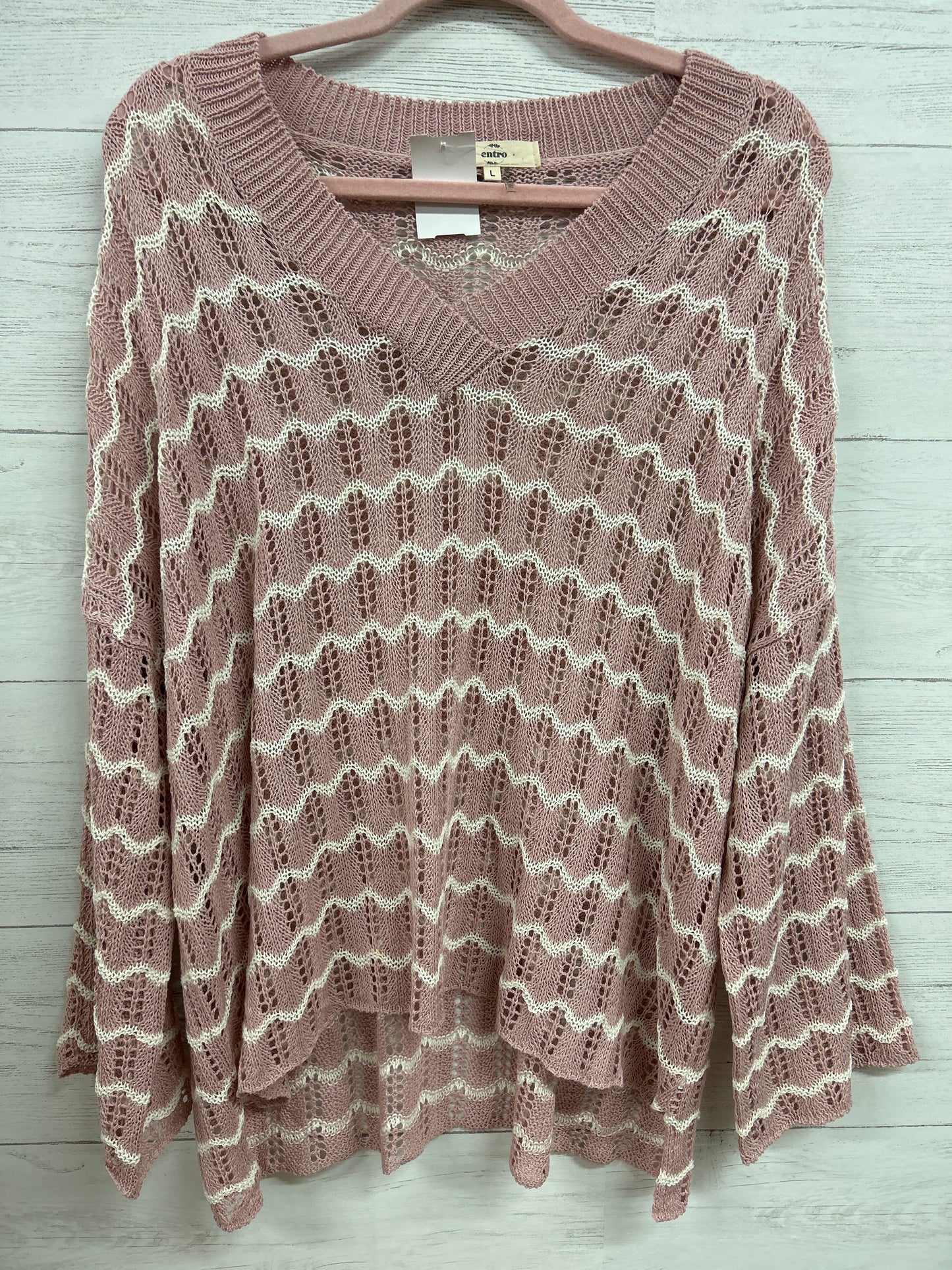 Size L entro Pink/white Sweater