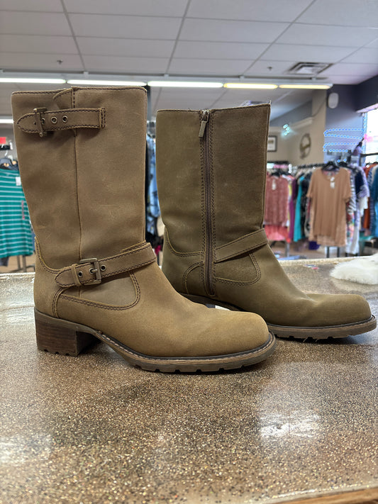 9.5 Nicole Brown Boots