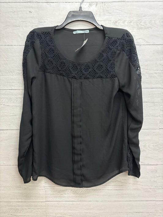Size M Maurices Black Shirt