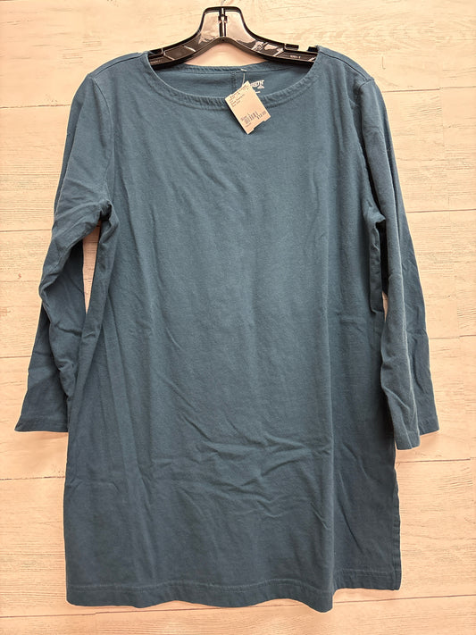 Size L Duluth Trading Co Blue Shirt