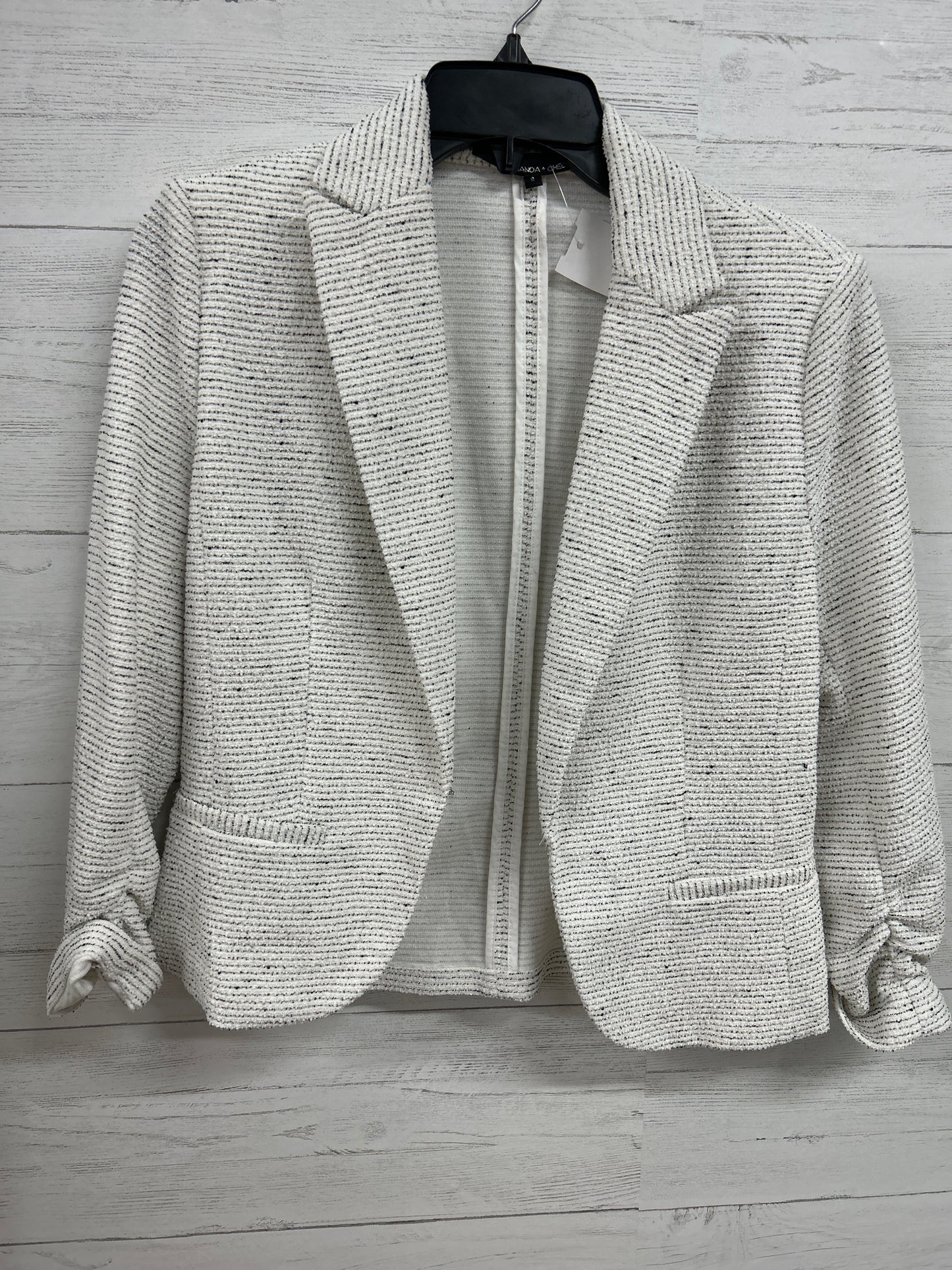 Size S Amanda + Chelsea White Blazer