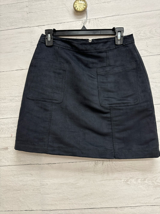 Size 2 Old Navy Black Skirt