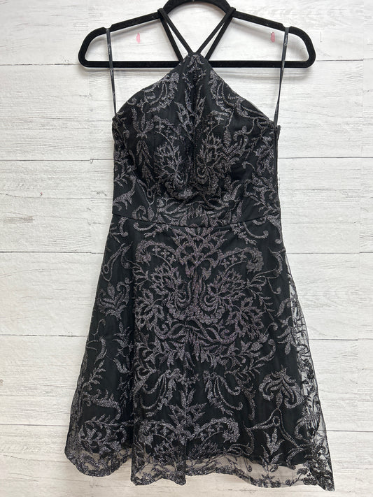 Size 5 Speechless Black Gown