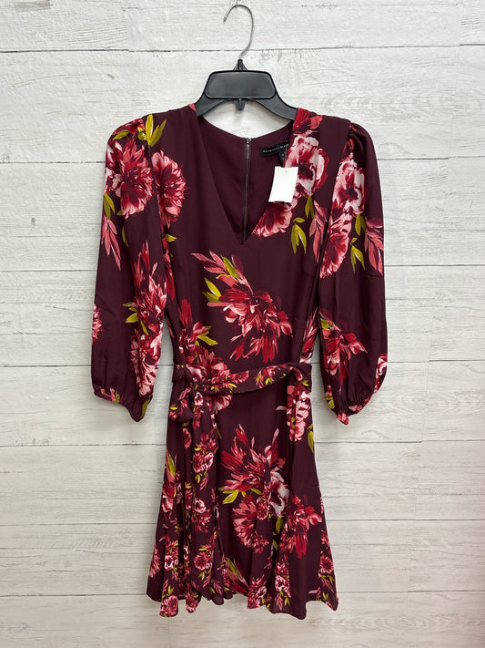 Size 6 WhiteHouseBlkMarket RED FLORAL Dress
