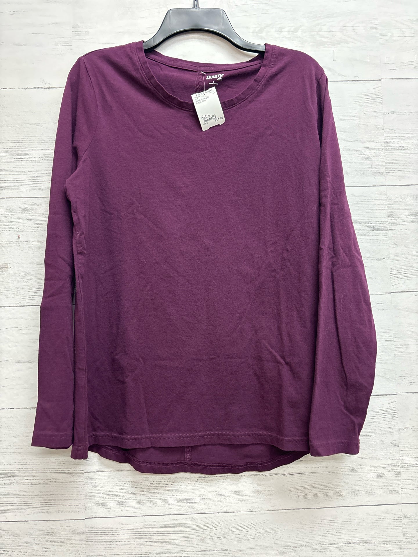 Size L Duluth Trading Co Purple Shirt